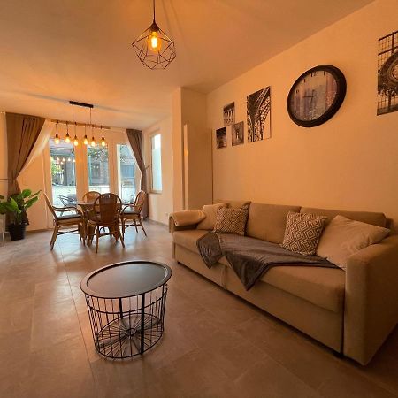 Appartement Avec Exterieur A Proximite De Liege 赫尔斯塔尔 外观 照片
